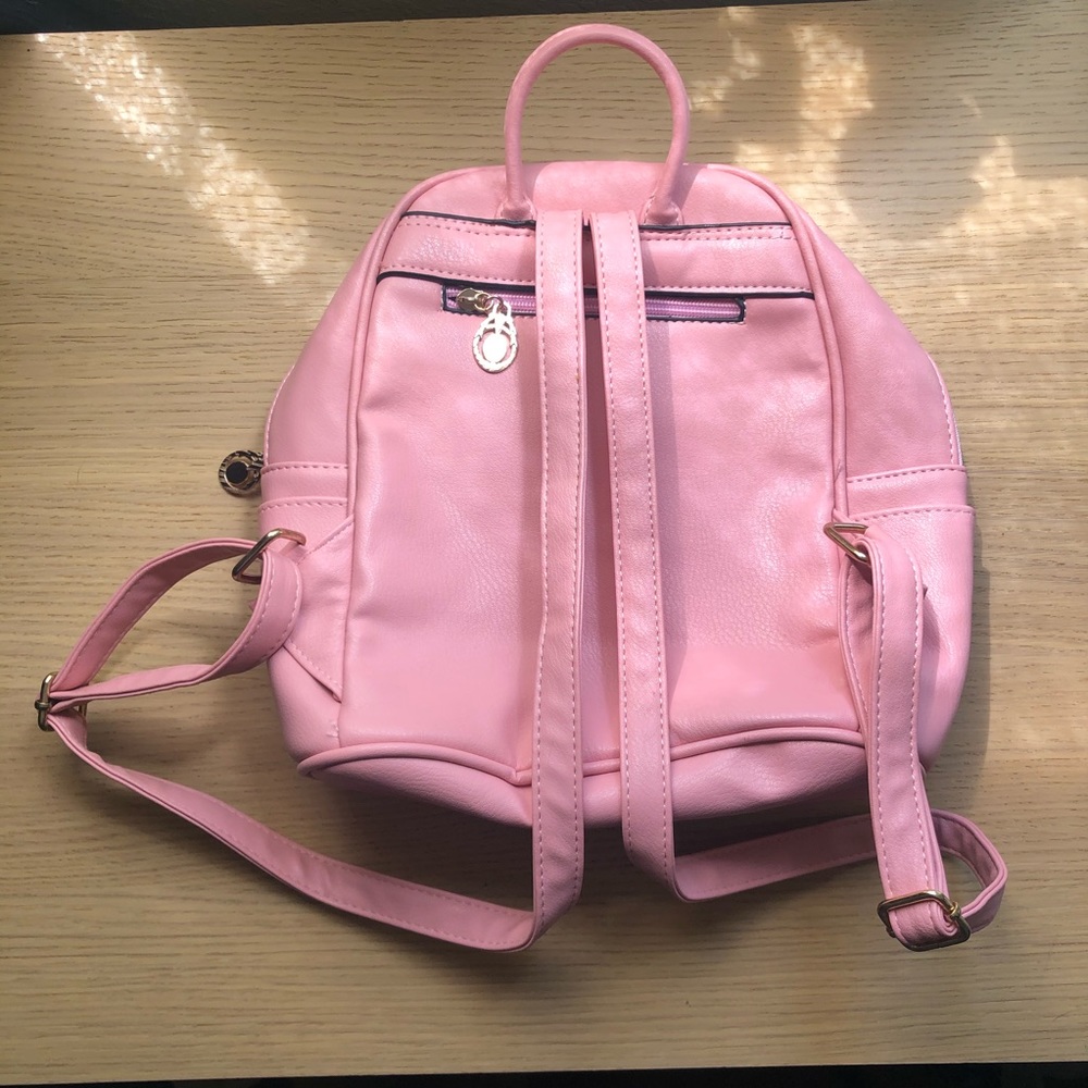 Small pink backpack - Picture 2 of 8